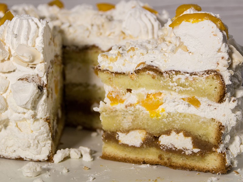 Peach Meringue Sponge Cake